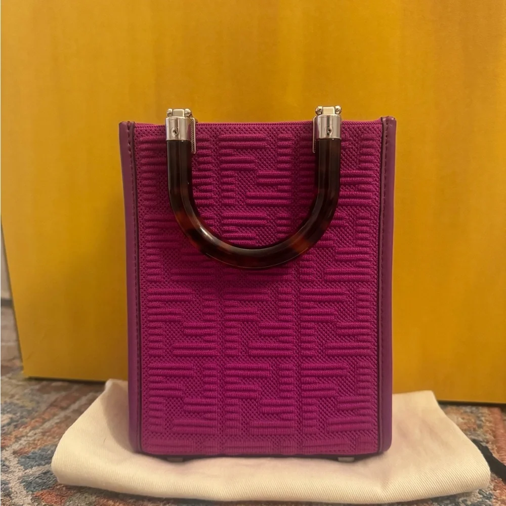 Fendi Sunshine Mini Crossbody *Like New* - Picture 4 of 8